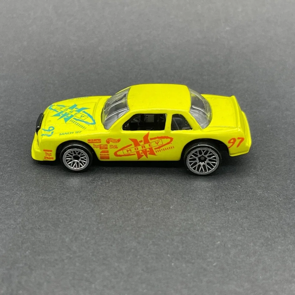Hot Wheels #97 Morey Buick Stocker Yellow Race‎ Car Diecast 1/64 Scale Loose